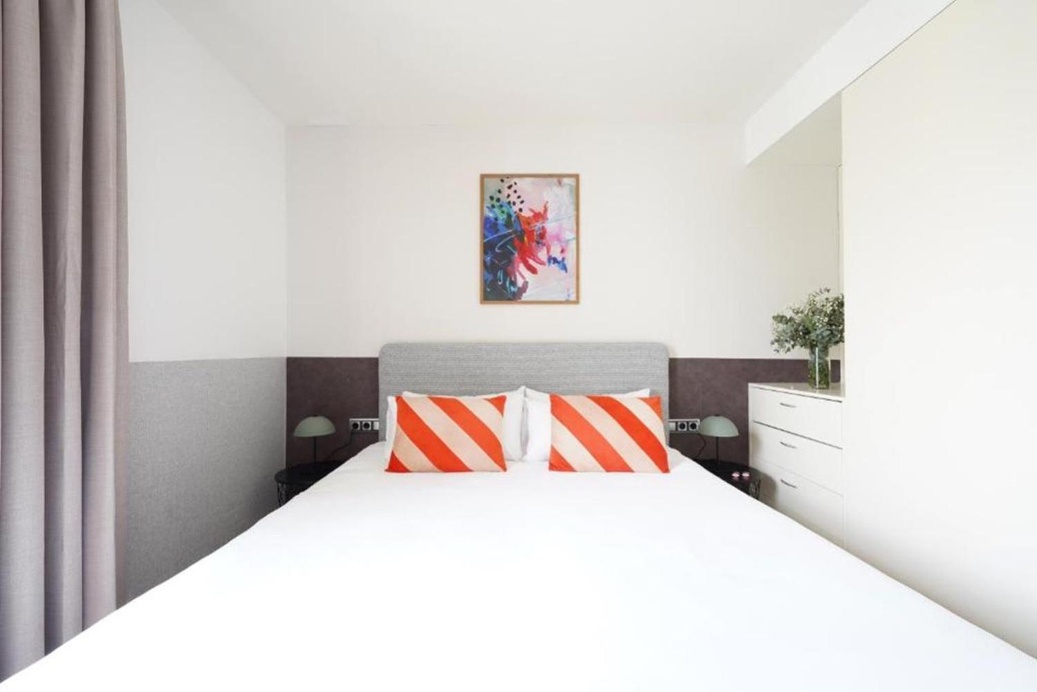 Ola Living Plaza Catalunya Apartment Barcelona Luaran gambar