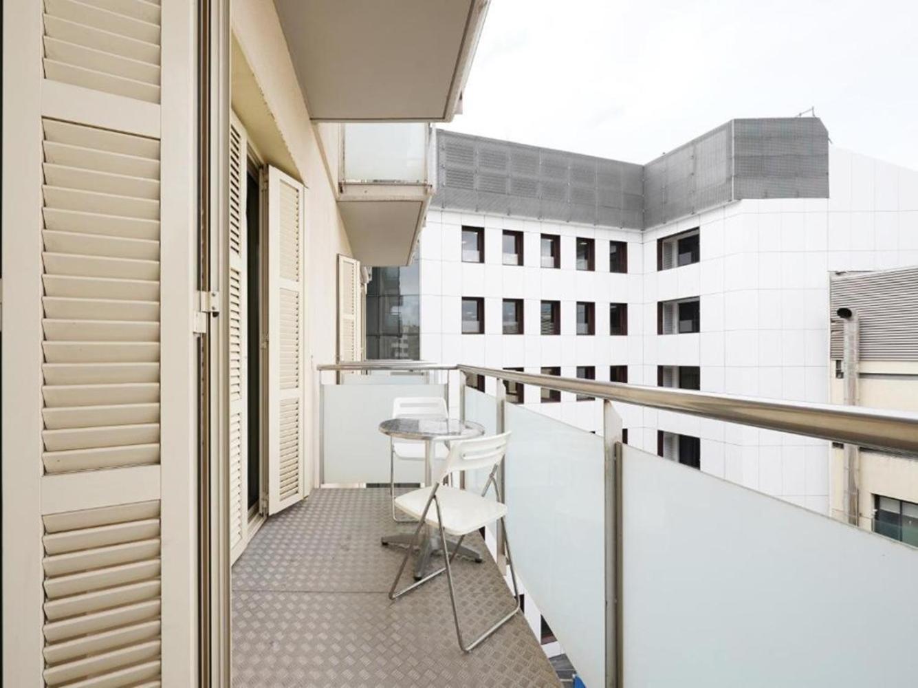 Ola Living Plaza Catalunya Apartment Barcelona Luaran gambar